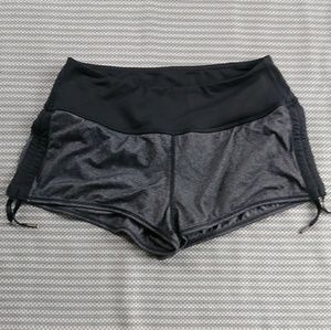 Lululemon Side Tie Shorts Sz 2